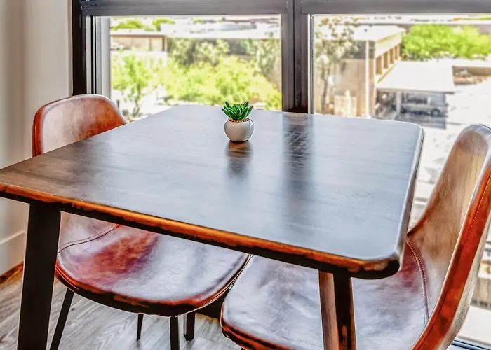 Kasa Quarter Phoenix 4*
